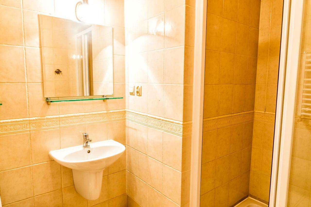 Hotel Bieszczadzkie Wrota Lasu Steznica  Exterior foto